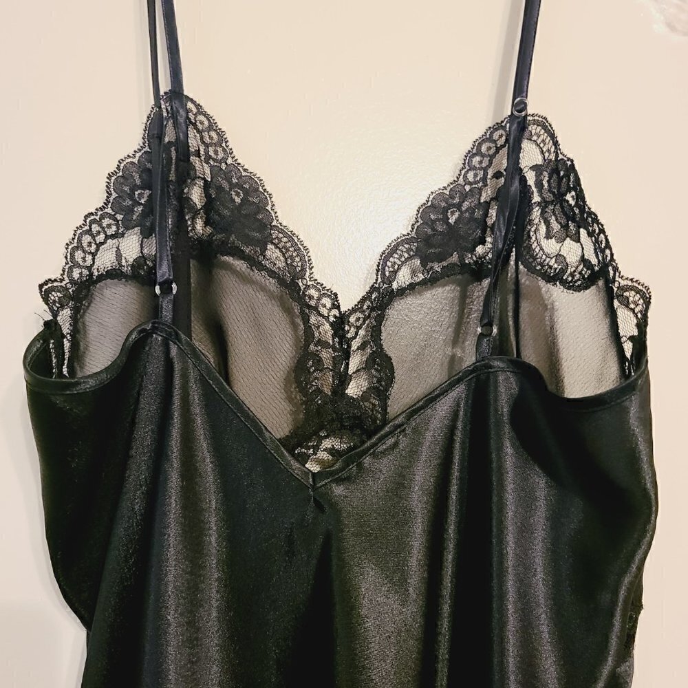 Victoria's Secret Gold | Women's Black Vintage Lace Chemise Top (Size Medium) - Picture 12 of 14